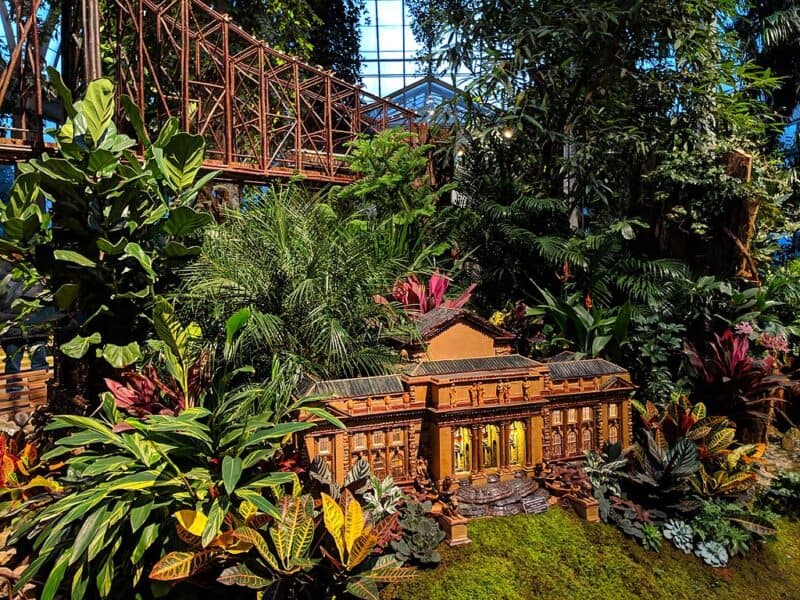 Looking for things to do in NYC near me? Miniature New York landmarks at NYBG's Holiday Train Show. 