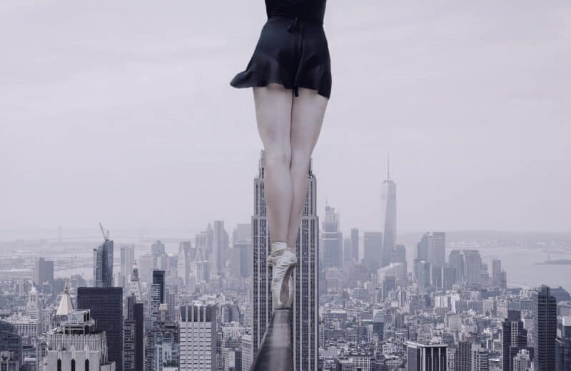 Ballerina en pointe with NYC skyline in the background